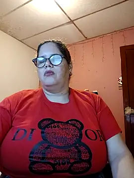 Snapshot of EllisW8 chatting on February 2025 05:53:01 PM EllisW8 online show from February 2025 05:53:01 PM