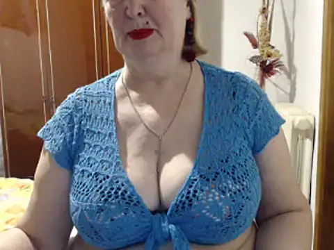 Secretfox online show from February 2025 03:20:01 PM