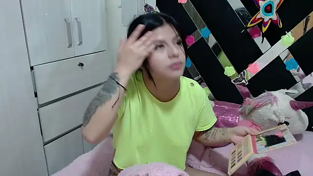 Snapshot of katery_wok11 chatting on September 2025 04:40:01 PM katery wok11 online show from September 2025 04:40:01 PM