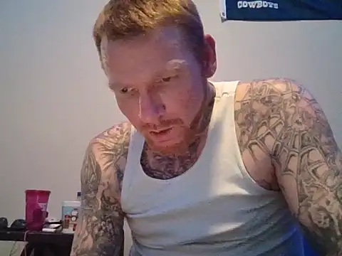 jtexas05 online show from October 2025 02:29:02 PM