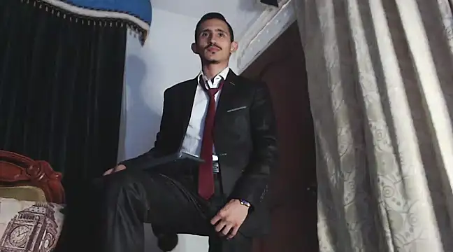 HomeAloneK online show from February 2025 07:54:01 PM