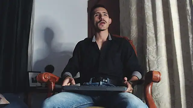 HomeAloneK online show from March 2025 08:21:02 PM