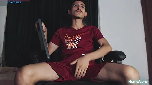 HomeAloneK online show from March 2025 07:17:01 PM