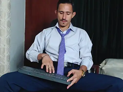 HomeAloneK online show from September 2025 07:37:02 PM