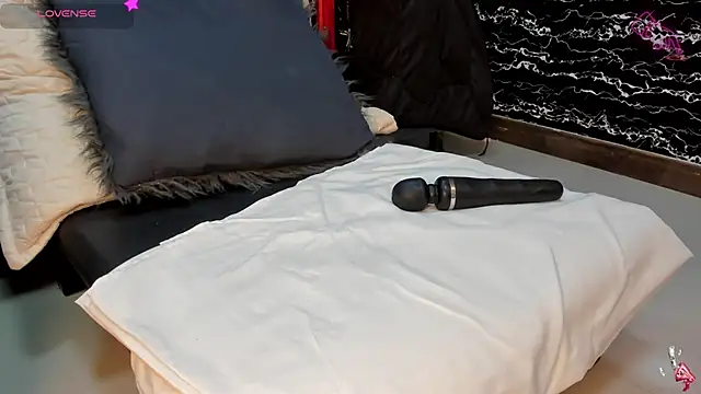 CelesteJonessxx online show from January 2025 08:41:01 AM
