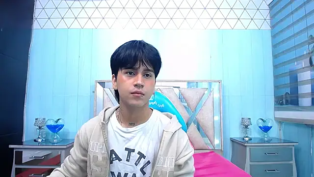 Snapshot of alex_477 chatting on October 2025 11:33:02 AM alex 477 online show from October 2025 11:33:02 AM