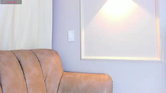 Lia walton online show from December 2024 12:06:01 PM