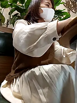 Snapshot of Michiko1 chatting on March 2025 04:52:01 AM Michiko1 online show from March 2025 04:52:01 AM