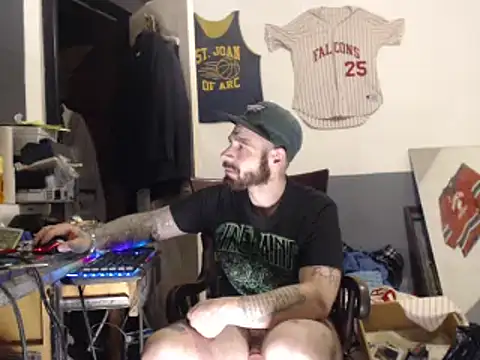 Snapshot of sledge901 chatting on February 2025 01:19:01 AM sledge901 online show from February 2025 01:19:01 AM