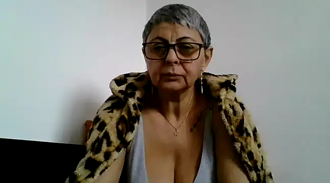 roseblak42 online show from March 2025 09:55:02 AM