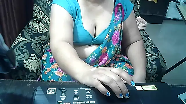 Snapshot of Punambhabisexy chatting on October 2025 07:15:01 PM Punambhabisexy online show from October 2025 07:15:01 PM