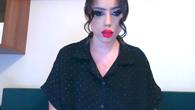 Snapshot of LovelyJulliette chatting on October 2025 02:48:02 PM LovelyJulliette online show from October 2025 02:48:02 PM