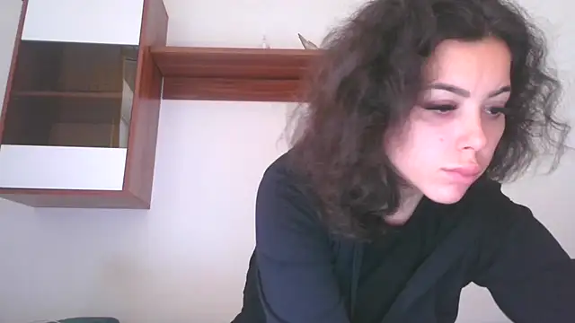 Snapshot of LovelyJulliette chatting on October 2025 12:06:01 PM LovelyJulliette online show from October 2025 12:06:01 PM