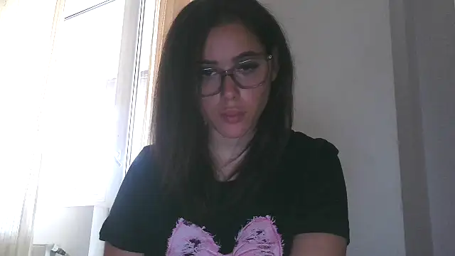 Snapshot of LovelyJulliette chatting on October 2025 11:55:02 AM LovelyJulliette online show from October 2025 11:55:02 AM