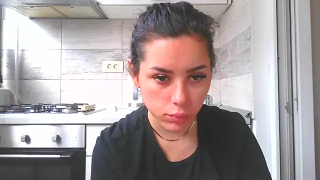 Snapshot of LovelyJulliette chatting on November 2025 01:44:01 PM LovelyJulliette online show from November 2025 01:44:01 PM