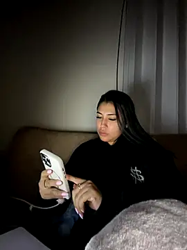 Sol Miller online show from October 2025 03:38:01 AM