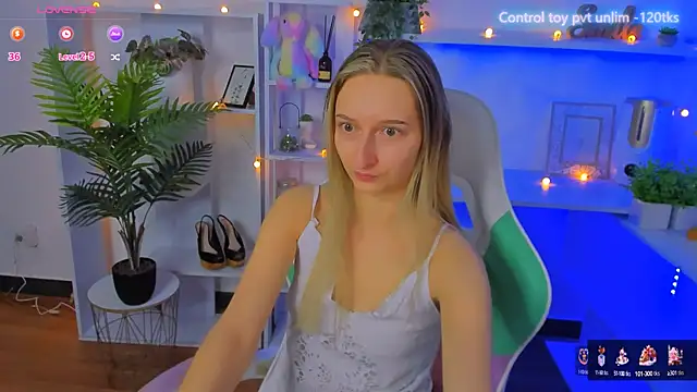 Snapshot of _Ri_na_ chatting on December 2024 12:56:02 PM Ri na online show from December 2024 12:56:02 PM