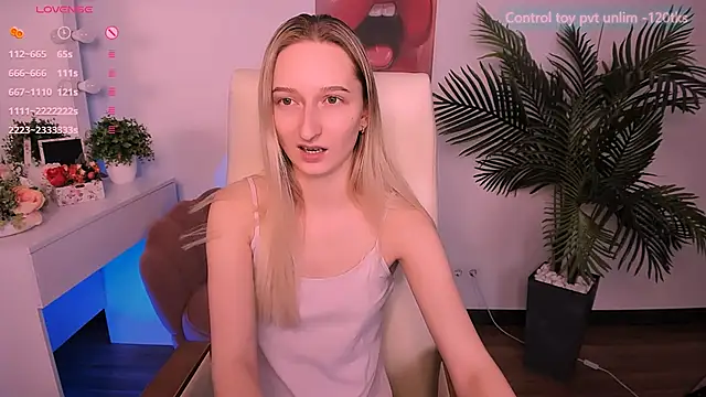 Snapshot of _Ri_na_ chatting on January 2025 09:33:02 AM Ri na online show from January 2025 09:33:02 AM