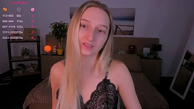 Snapshot of _Ri_na_ chatting on January 2025 06:33:01 AM Ri na online show from January 2025 06:33:01 AM