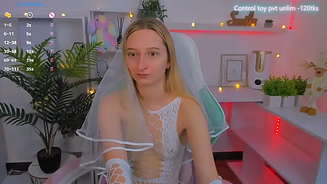 Snapshot of _Ri_na_ chatting on January 2025 09:35:02 AM Ri na online show from January 2025 09:35:02 AM