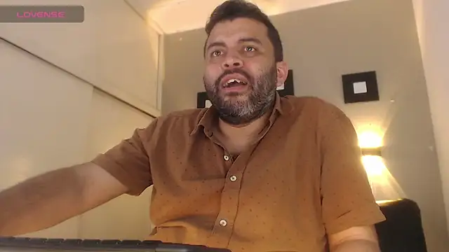 Santi Ruiz2 online show from February 2025 03:05:02 PM
