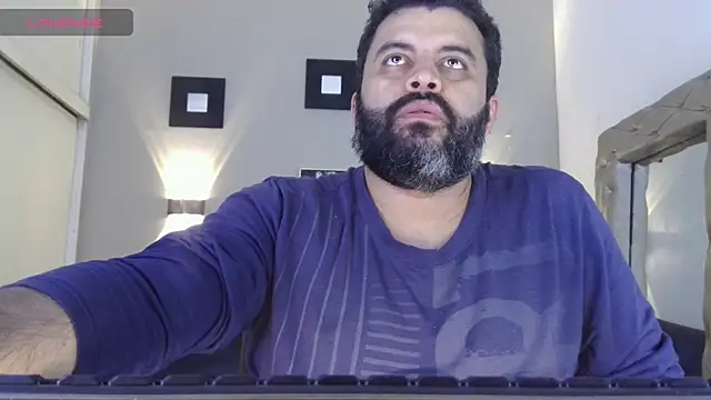 Santi Ruiz2 online show from March 2025 01:00:01 AM