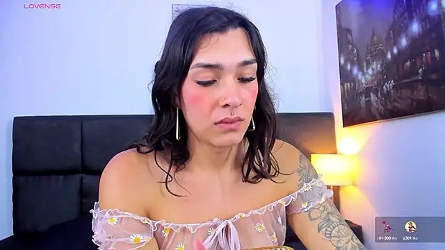 Snapshot of Camila_Coxx chatting on December 2024 11:17:01 AM Camila Coxx online show from December 2024 11:17:01 AM