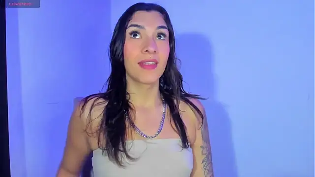 Snapshot of Camila_Coxx chatting on February 2025 02:26:02 AM Camila Coxx online show from February 2025 02:26:02 AM