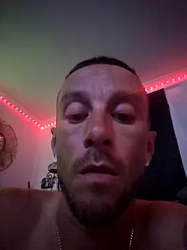 Snapshot of Twin2222 chatting on October 2025 01:03:02 AM Twin2222 online show from October 2025 01:03:02 AM