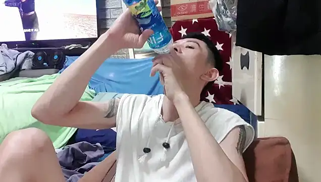 Snapshot of JJjing chatting on October 2025 07:33:01 PM JJjing online show from October 2025 07:33:01 PM