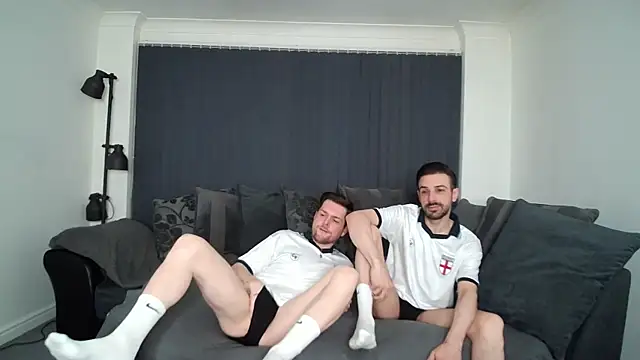 twotwinkhusbandss online show from October 2025 10:32:02 PM