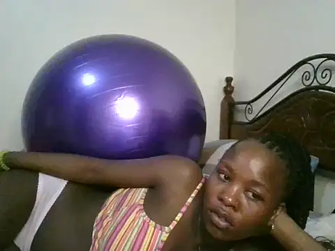 Sonnia  online show from February 2025 08:24:01 PM