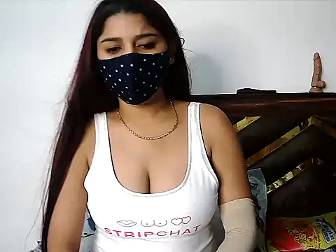 Snapshot of Gloie4u chatting on October 2025 09:10:01 AM Gloie4u online show from October 2025 09:10:01 AM