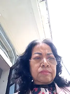 Hotestlove online show from February 2025 07:20:01 AM