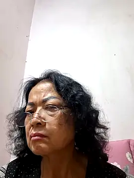 Hotestlove online show from February 2025 01:03:01 PM