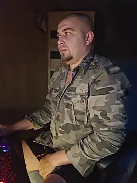 Snapshot of Foxyshaved chatting on October 2025 04:31:02 AM Foxyshaved online show from October 2025 04:31:02 AM