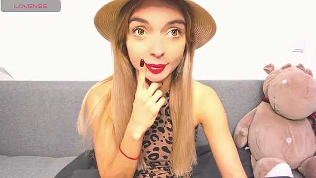 Snapshot of _ellen_meow_ chatting on December 2024 08:58:02 PM ellen meow online show from December 2024 08:58:02 PM