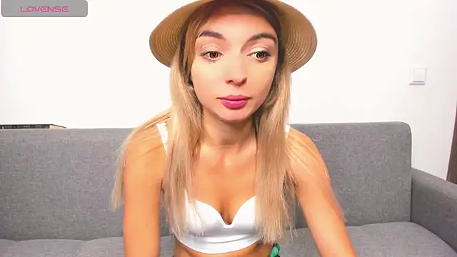 Snapshot of _ellen_meow_ chatting on January 2025 07:07:02 AM ellen meow online show from January 2025 07:07:02 AM