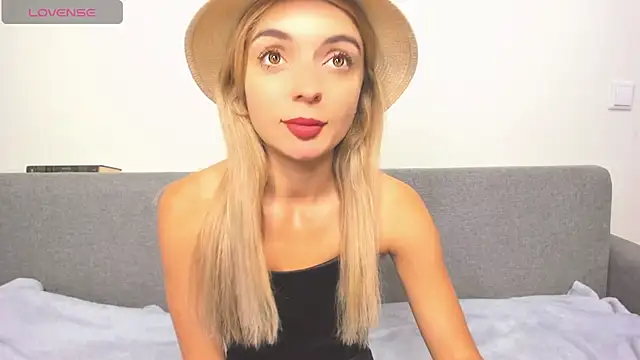 Snapshot of _ellen_meow_ chatting on January 2025 05:53:01 PM ellen meow online show from January 2025 05:53:01 PM