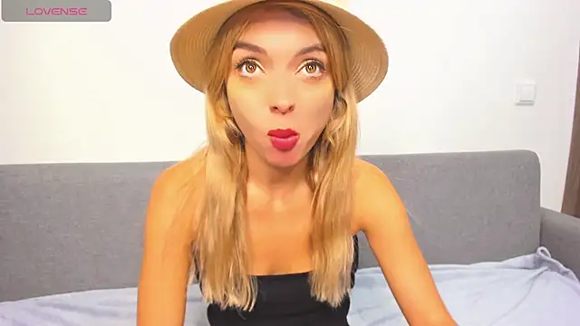 Snapshot of _ellen_meow_ chatting on February 2025 09:53:02 PM ellen meow online show from February 2025 09:53:02 PM