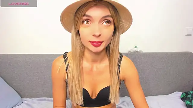 Snapshot of _ellen_meow_ chatting on February 2025 08:49:02 PM ellen meow online show from February 2025 08:49:02 PM