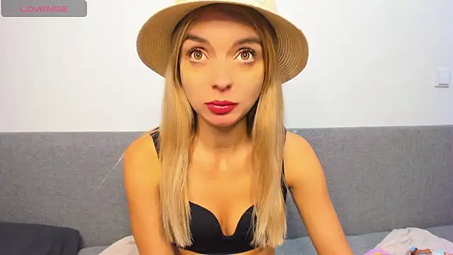 Snapshot of _ellen_meow_ chatting on March 2025 10:38:01 PM ellen meow online show from March 2025 10:38:01 PM