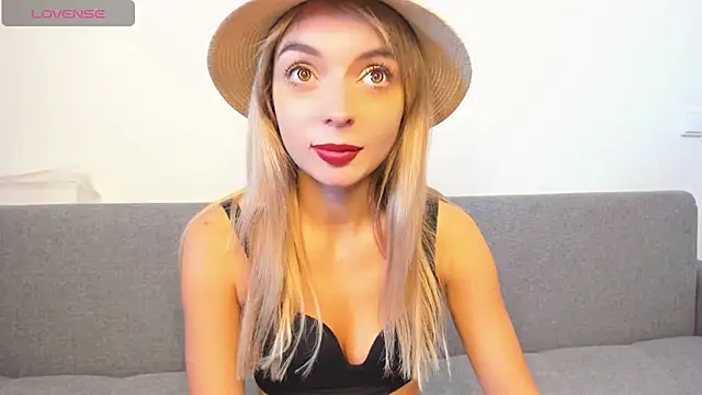 Snapshot of _ellen_meow_ chatting on March 2025 05:52:01 AM ellen meow online show from March 2025 05:52:01 AM