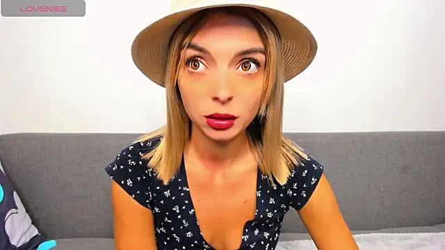 Snapshot of _ellen_meow_ chatting on September 2025 07:52:02 PM ellen meow online show from September 2025 07:52:02 PM