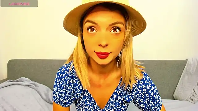 Snapshot of _ellen_meow_ chatting on October 2025 08:22:01 PM ellen meow online show from October 2025 08:22:01 PM