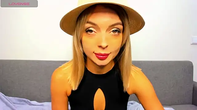 Snapshot of _ellen_meow_ chatting on October 2025 08:59:02 PM ellen meow online show from October 2025 08:59:02 PM