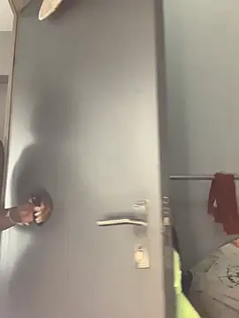 slimcateee online show from February 2025 08:00:02 AM