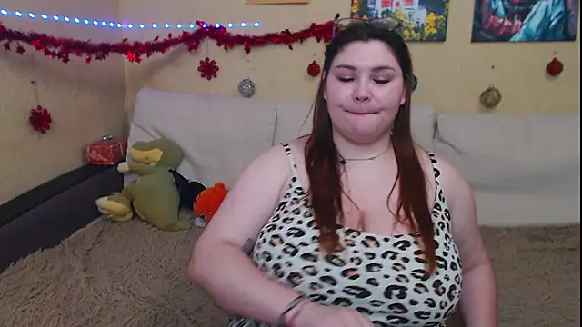 JuliaKeln online show from December 2024 05:33:02 PM