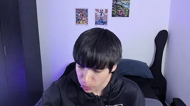 Aventure Twinks online show from October 2025 03:18:01 AM