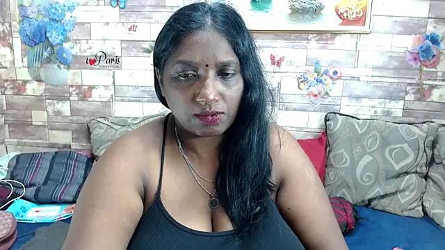 Snapshot of Indian_tracy chatting on November 2025 10:32:02 PM Indian tracy online show from November 2025 10:32:02 PM